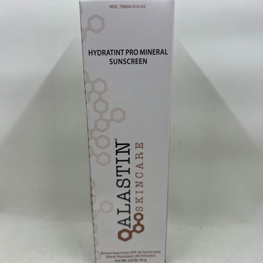Alastin HydraTint Pro Mineral Sunscreen SPF 36 Broad Spectrum 2.6oz Expire 07/25